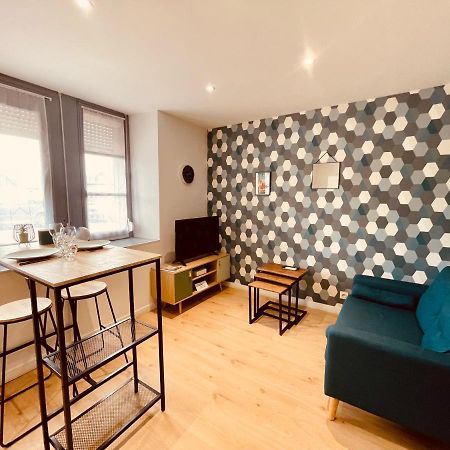 Joli Studio A Deux Pas Du Chateau Et Du Centre Vitré Buitenkant foto